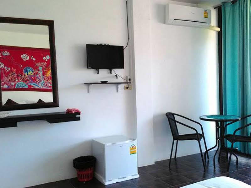 فندق Lanta Friendly House Ko Lanta المظهر الخارجي الصورة