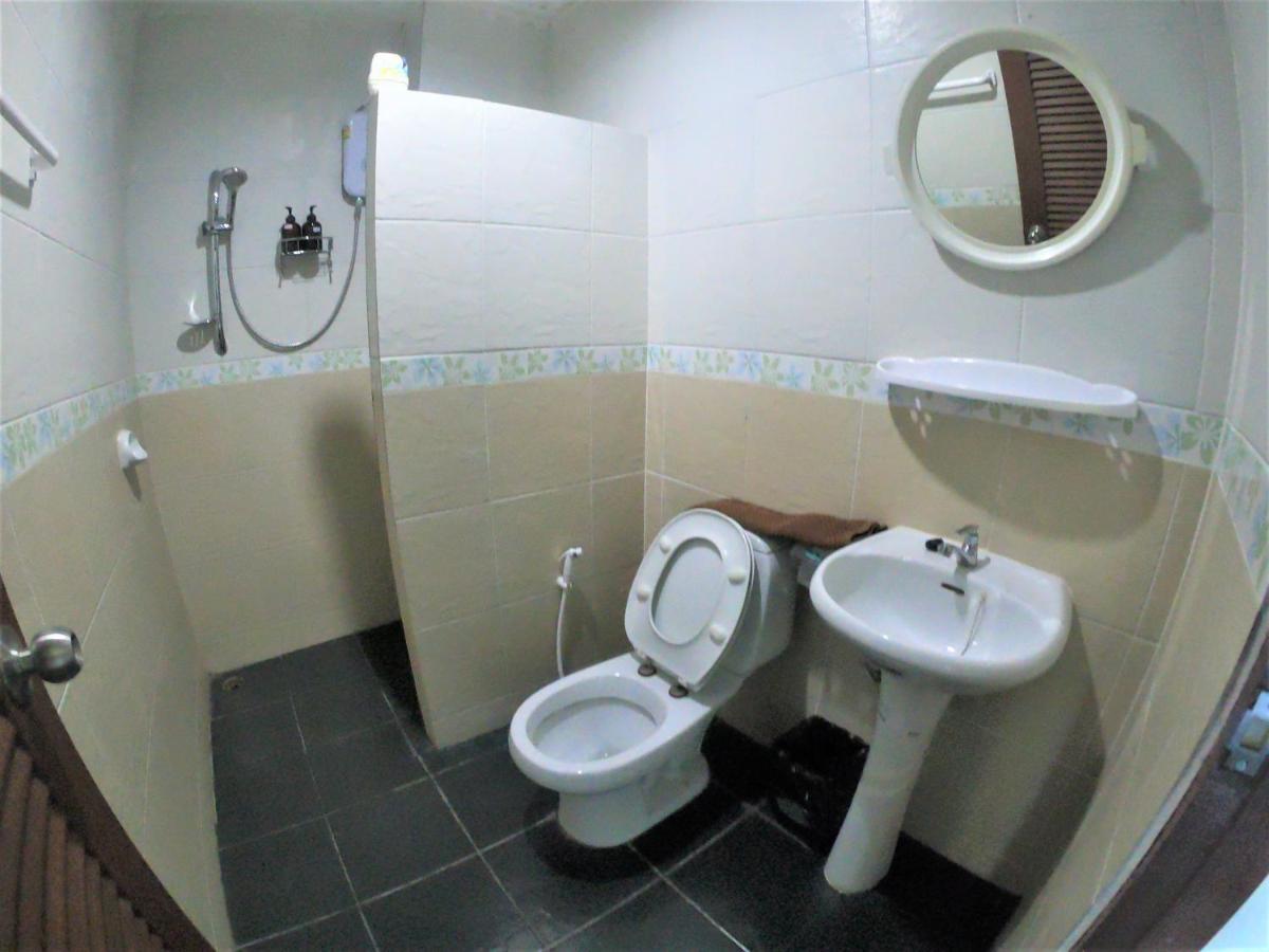 فندق Lanta Friendly House Ko Lanta المظهر الخارجي الصورة